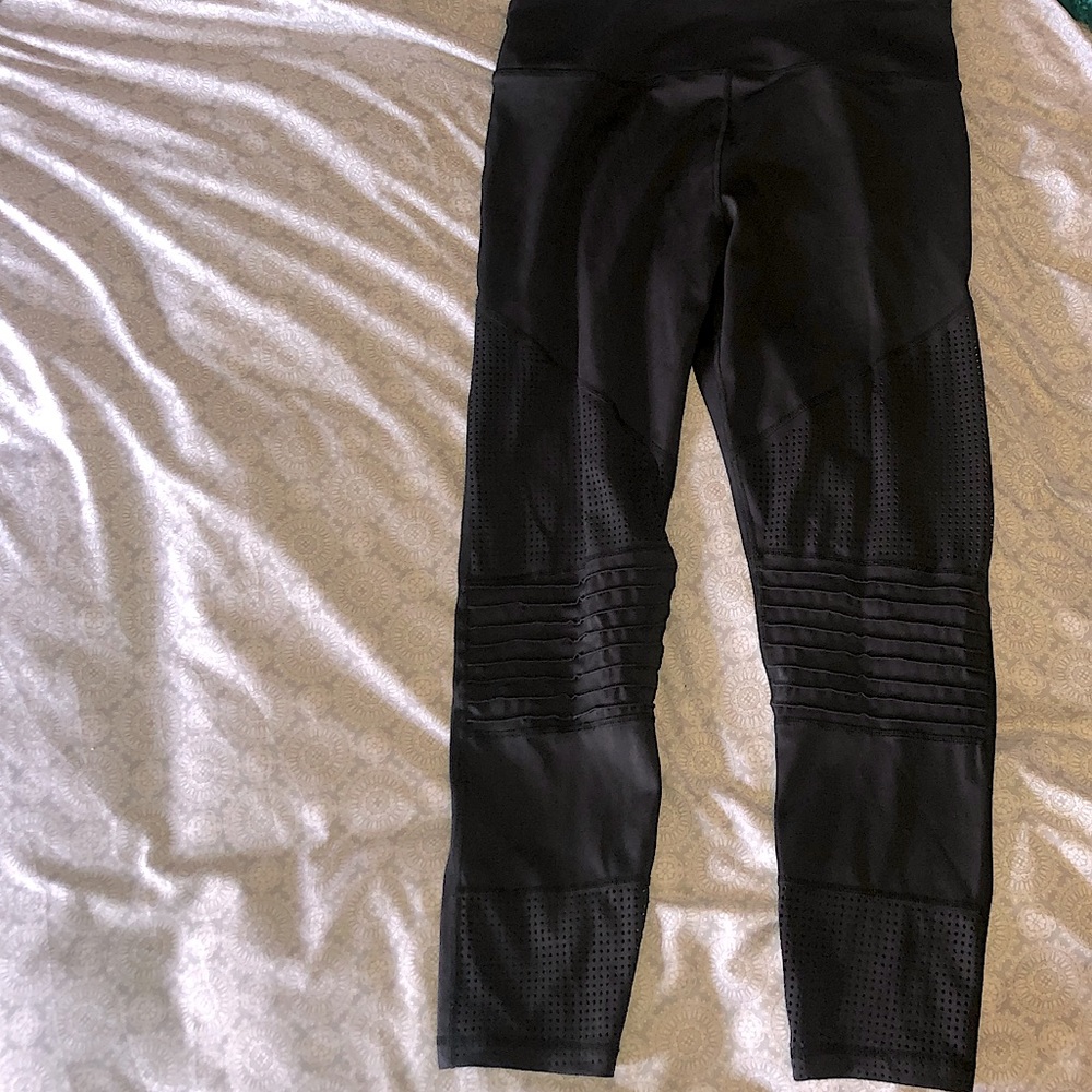 Zyia Moto Light N Tight leggings